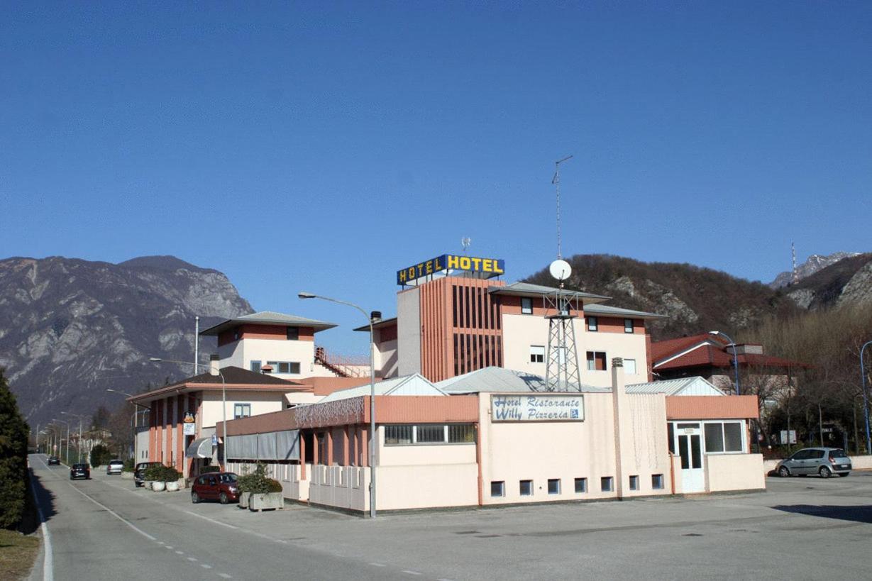 Hotel Willy Gemona del Friuli Exterior photo