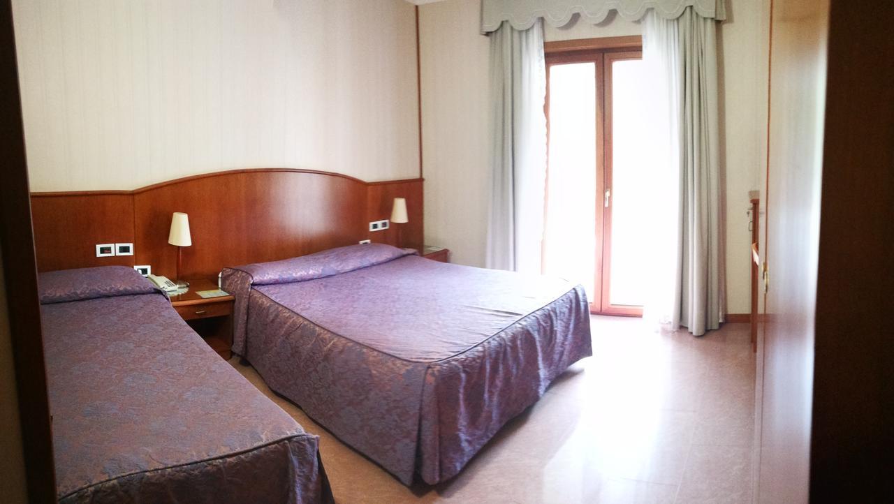 Hotel Willy Gemona del Friuli Exterior photo